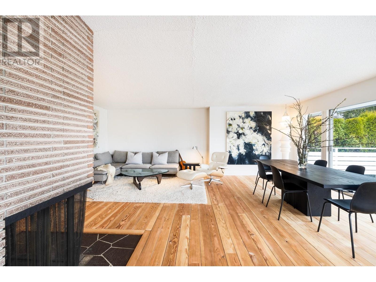 1008 Caledonia Avenue, North Vancouver, British Columbia  V7G 1T3 - Photo 11 - R2974480