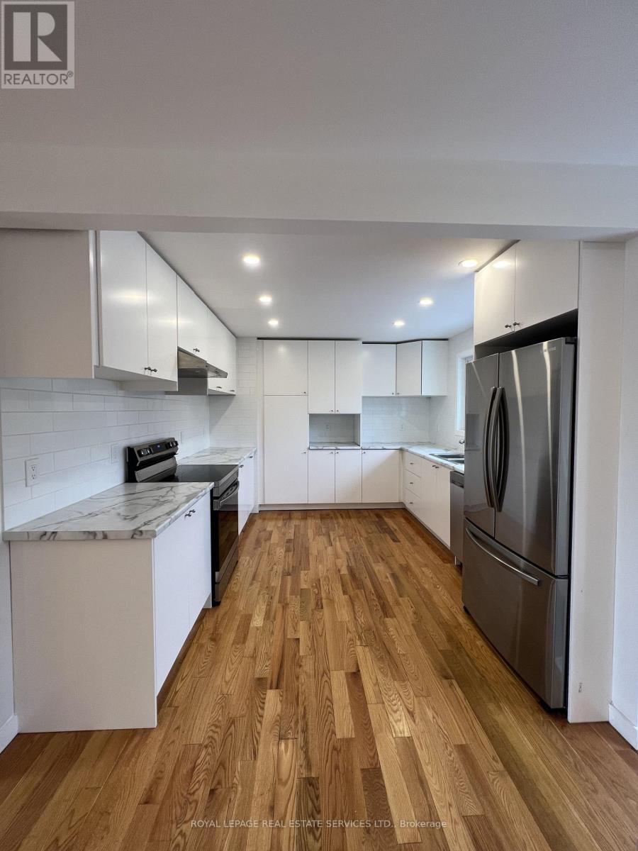 UPPER LEVEL - 2202 MOUNT FOREST DRIVE, Burlington, Ontario