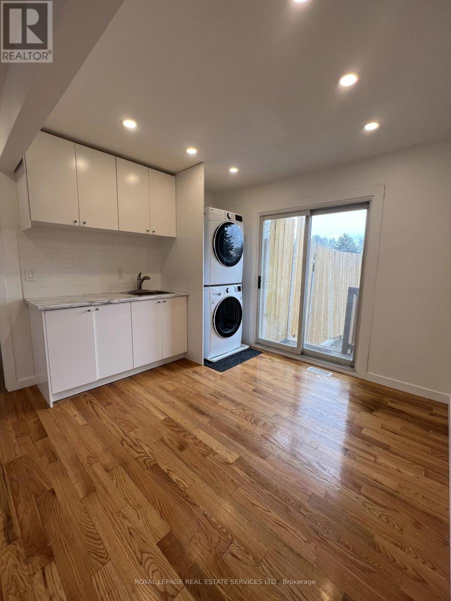 Upper Level - 2202 Mount Forest Drive, Burlington (Mountainside), Ontario  L7P 1H9 - Photo 15 - W12006314