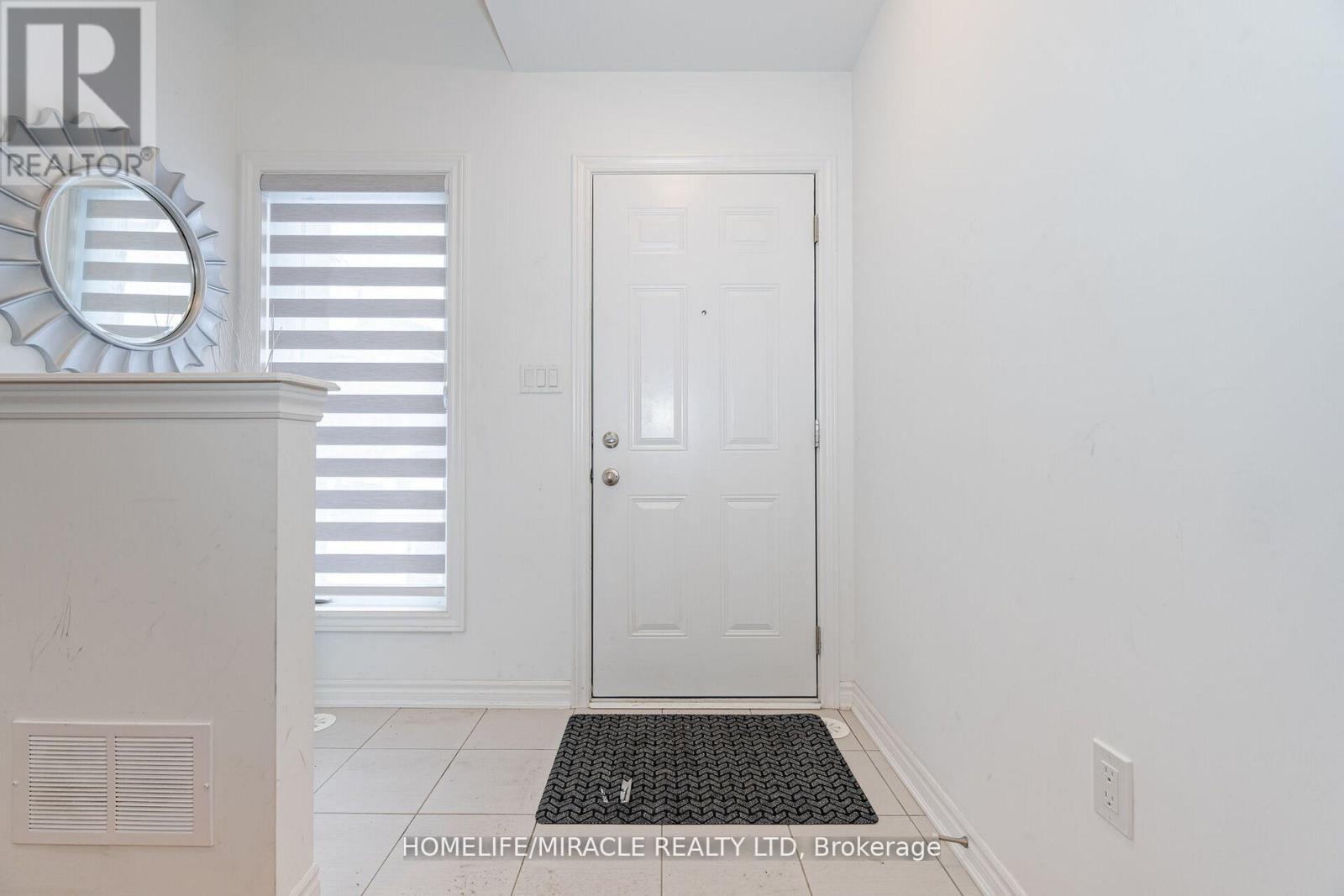 Property at 30 WATERVILLE WAY image 4