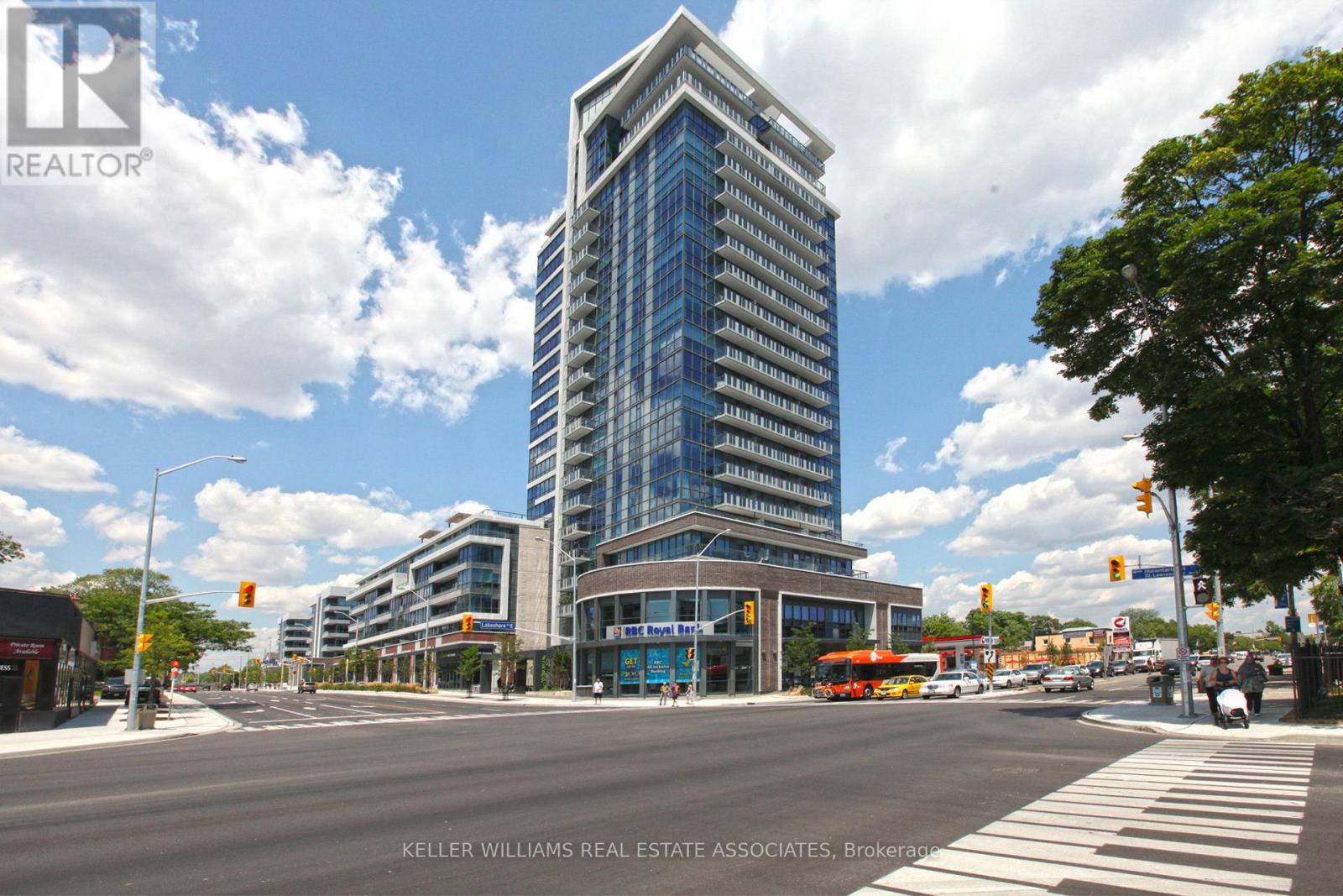 Property at 609 - 1 HURONTARIO STREET image 2