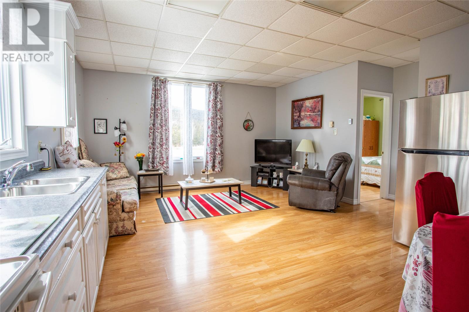 Property at 2 Penney Lane image 2