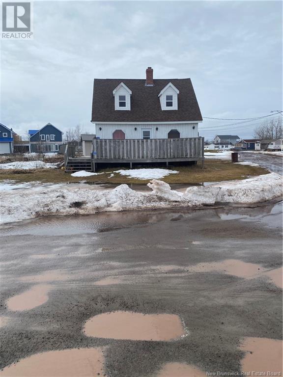 Property at 22 Beach Street image 2