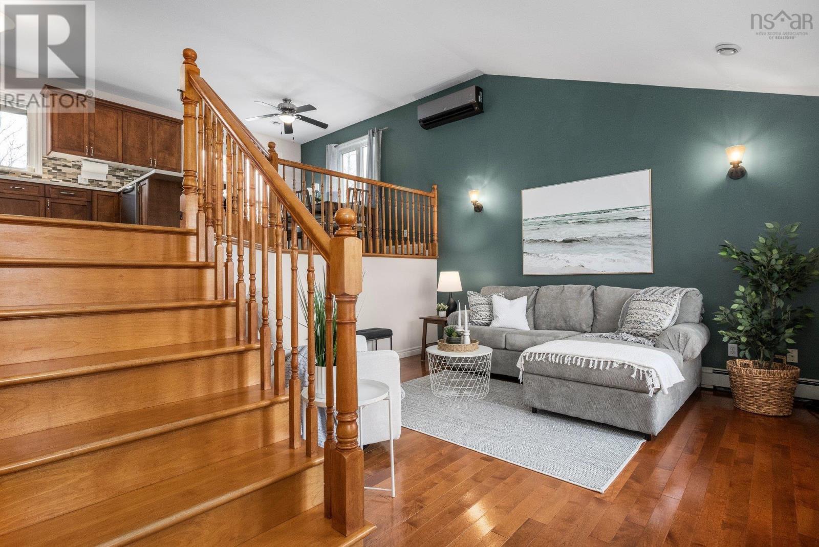 98 Whitney Maurice Drive, Enfield, Nova Scotia  B2T 1A8 - Photo 2 - 202504375