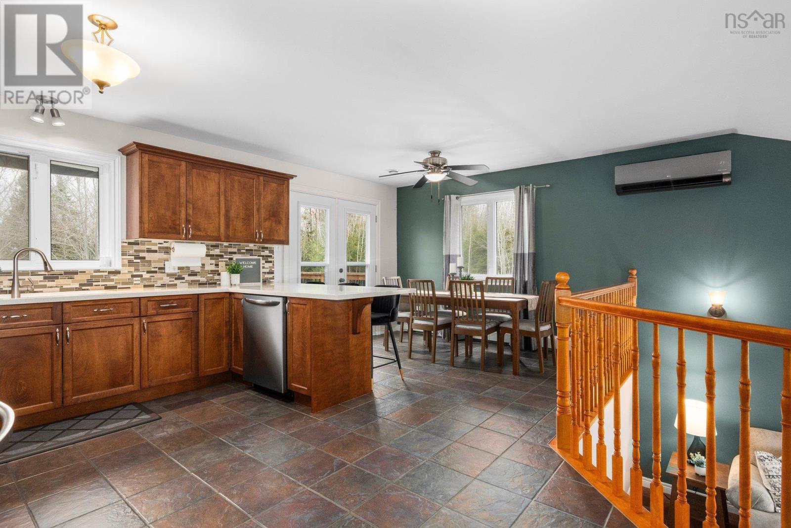 98 Whitney Maurice Drive, Enfield, Nova Scotia  B2T 1A8 - Photo 7 - 202504375