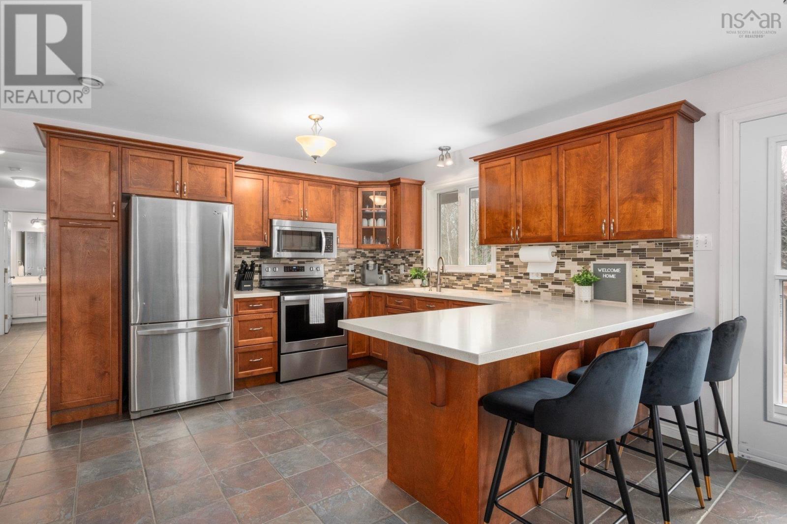 98 Whitney Maurice Drive, Enfield, Nova Scotia  B2T 1A8 - Photo 9 - 202504375