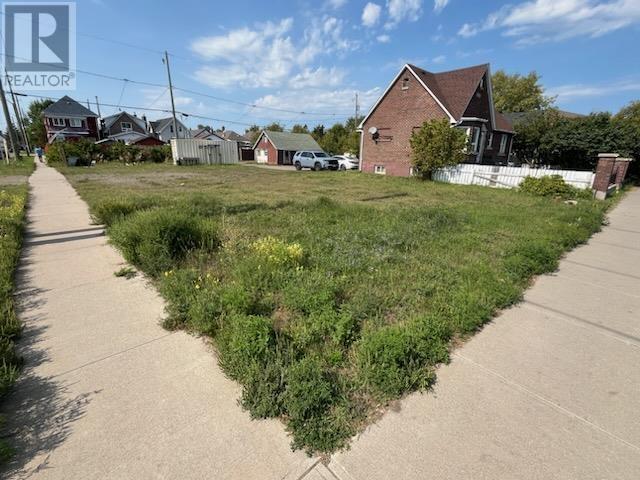 501 May St N, Thunder Bay, Ontario  P7C 3R7 - Photo 2 - TB250431