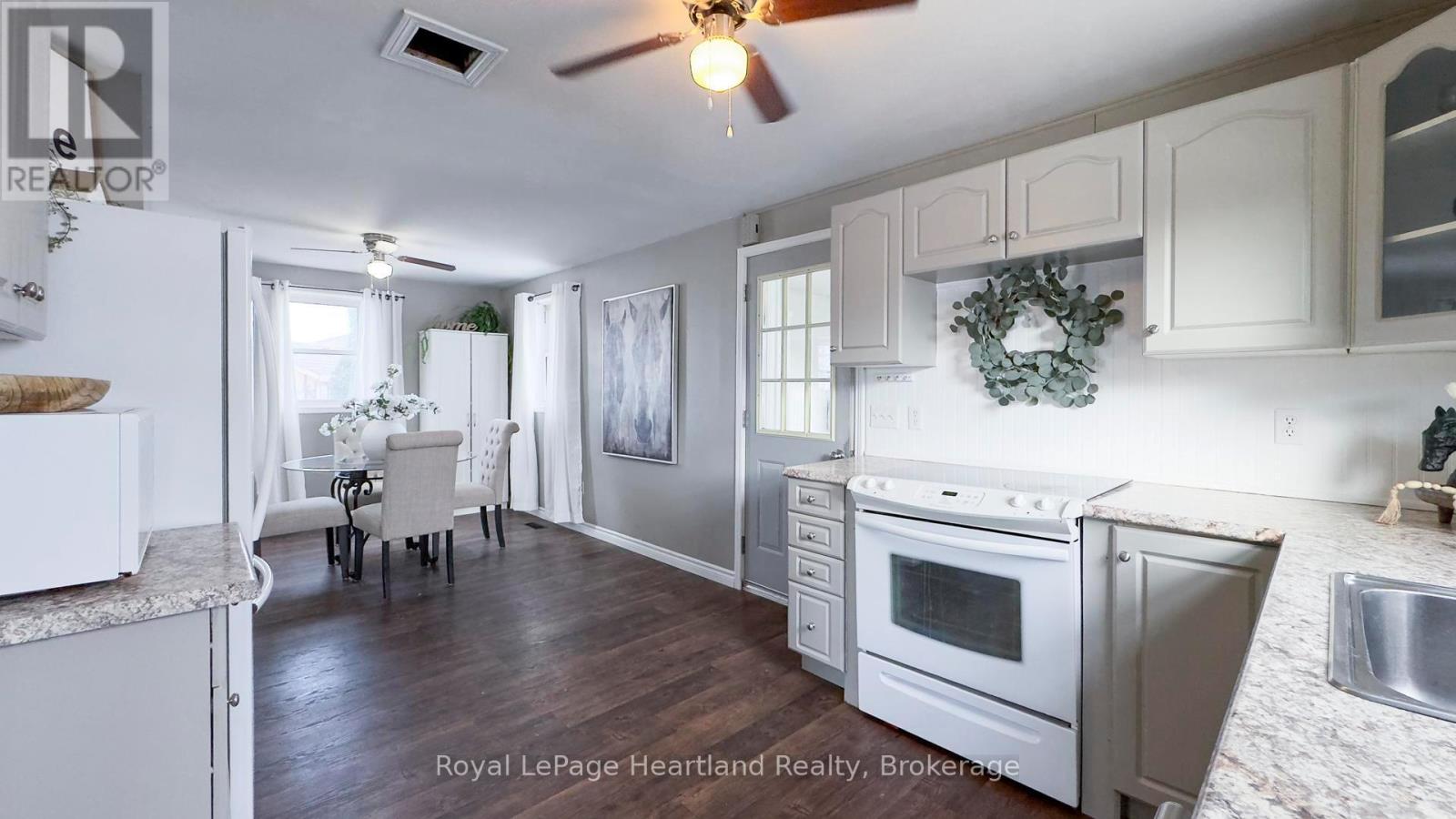 82128 Loyal Line, Ashfield-Colborne-Wawanosh, Ontario  N7A 3Y3 - Photo 13 - X12006450