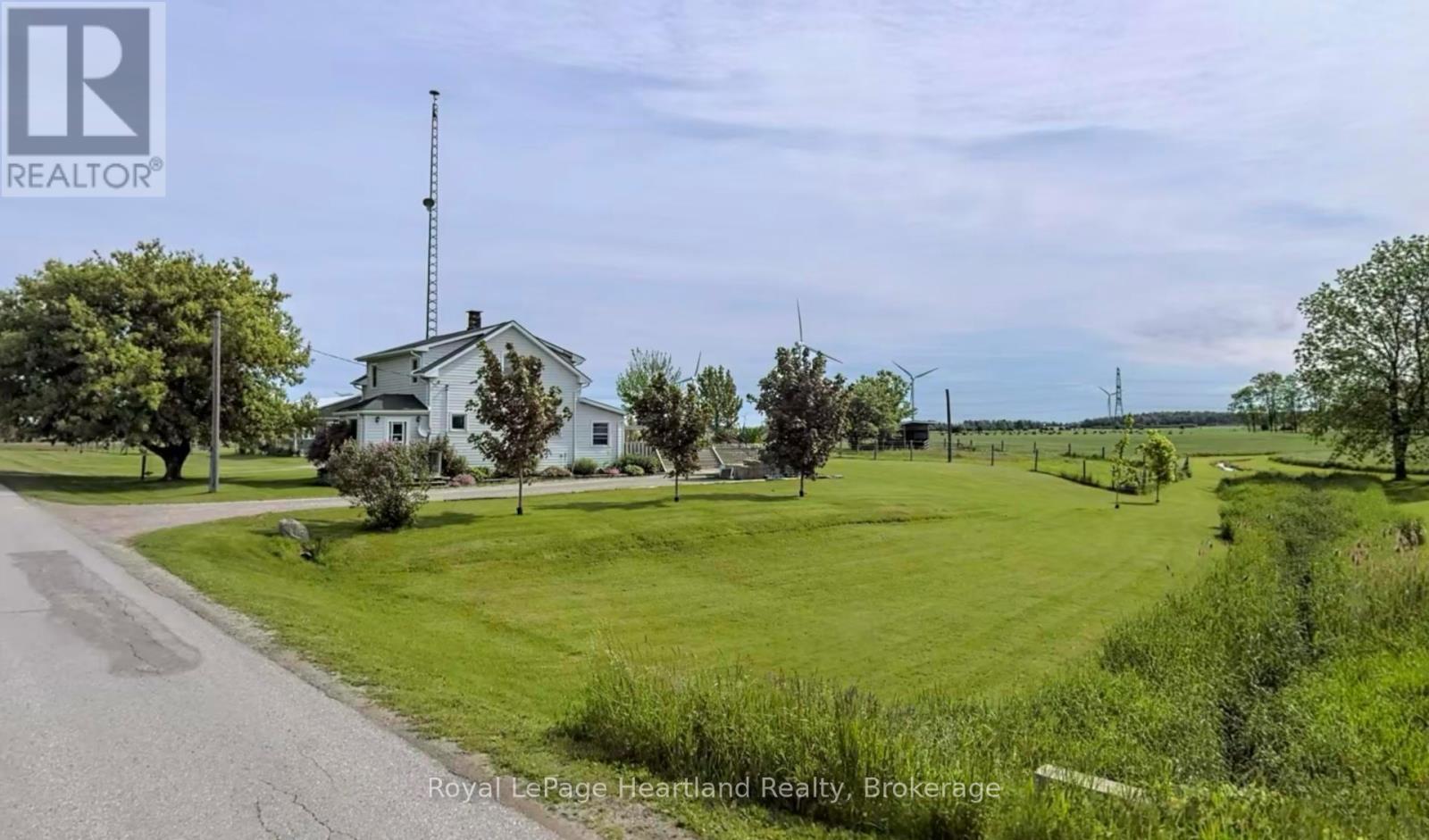 82128 Loyal Line, Ashfield-Colborne-Wawanosh, Ontario  N7A 3Y3 - Photo 49 - X12006450