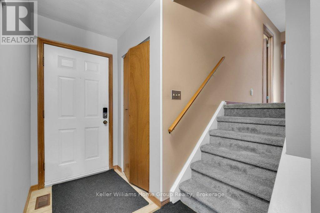 Property at 4 MARKET STREET image 3