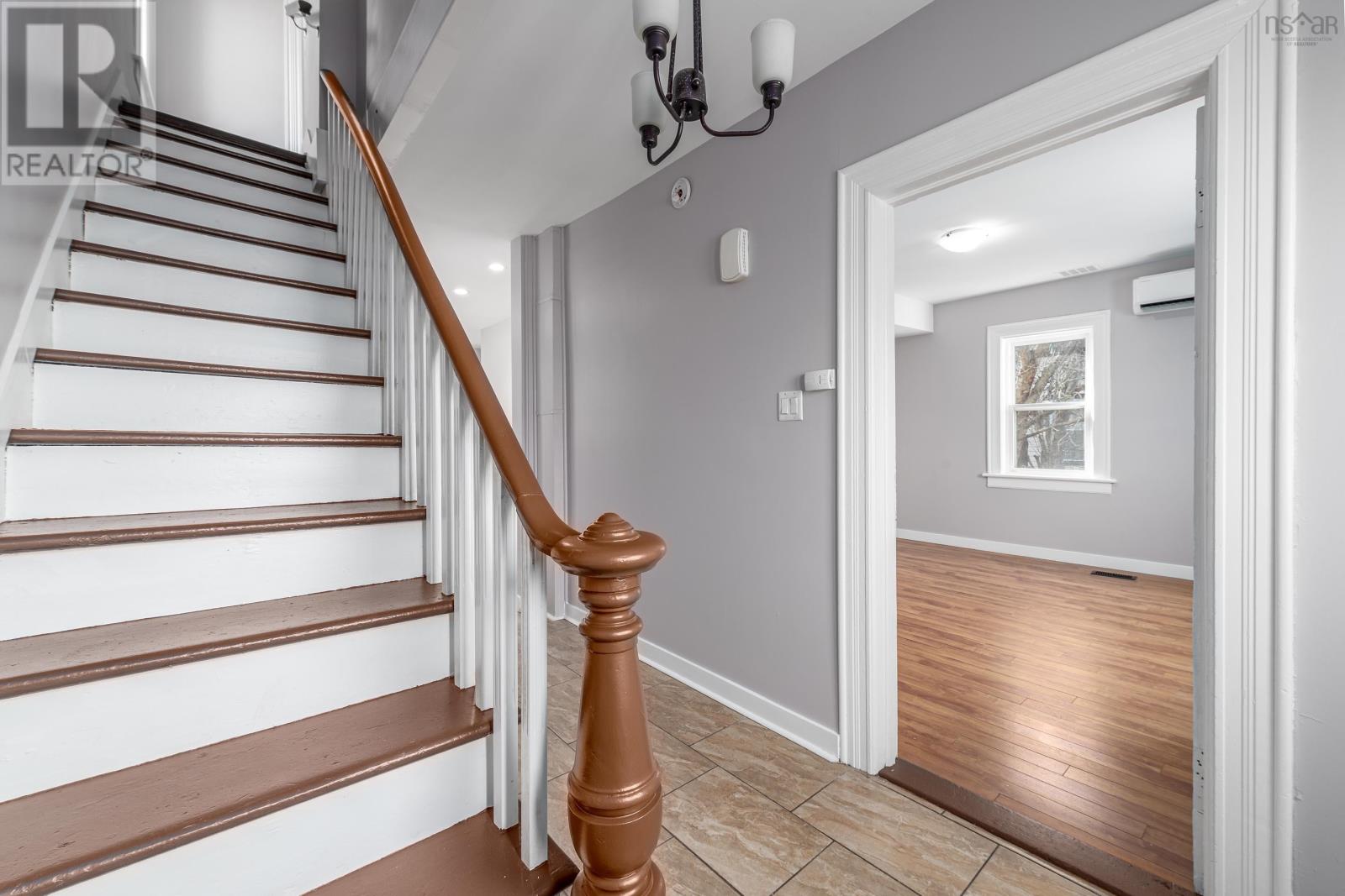 16 Pictou Road, Bible Hill, Nova Scotia  B2N 2R8 - Photo 4 - 202504382