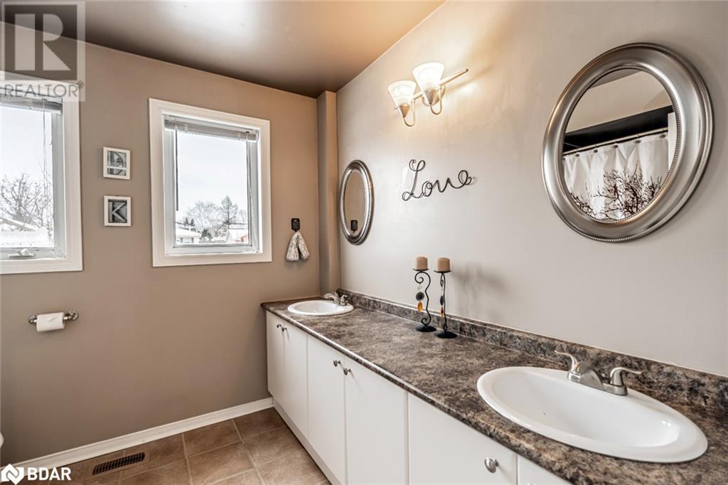 6 Mcdougall Drive, Barrie, Ontario  L4N 7J1 - Photo 13 - 40704435