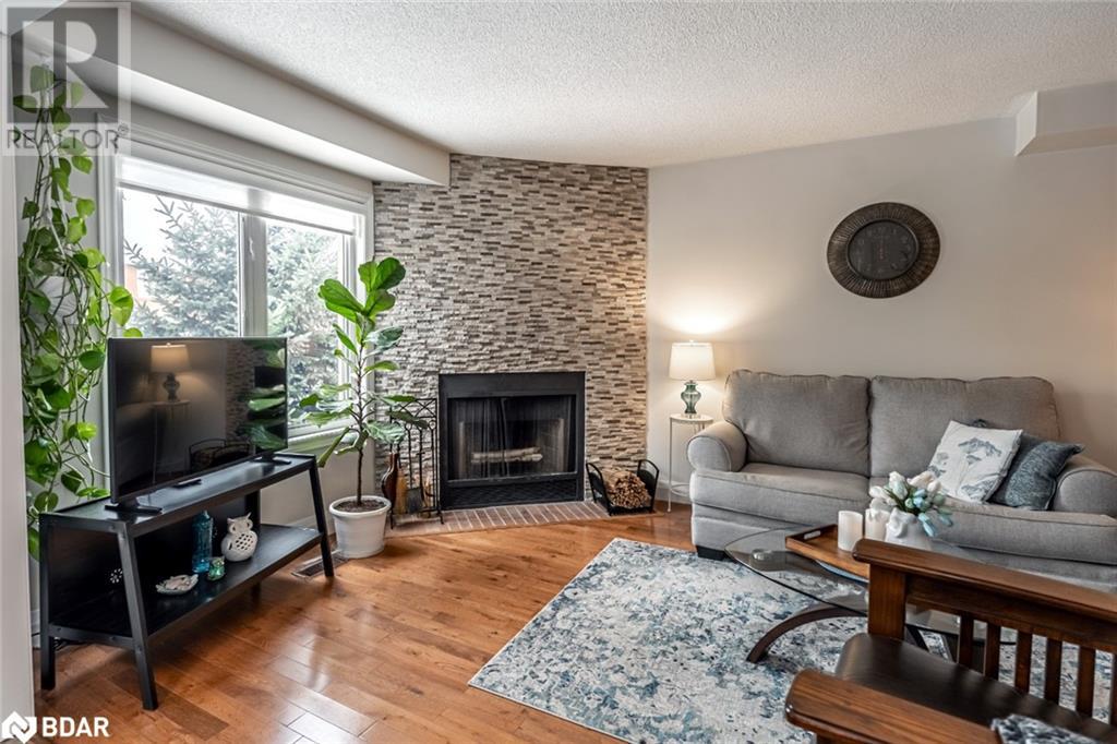 Property at 6 MCDOUGALL Drive image 4