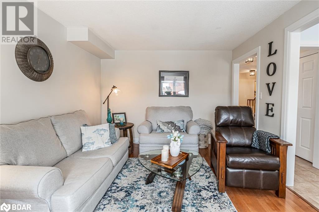 Property at 6 MCDOUGALL Drive image 5