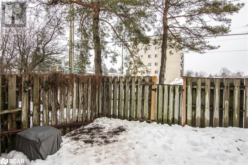 261 Rose Street Unit# 4, Barrie, Ontario  L4M 2V3 - Photo 16 - 40702543