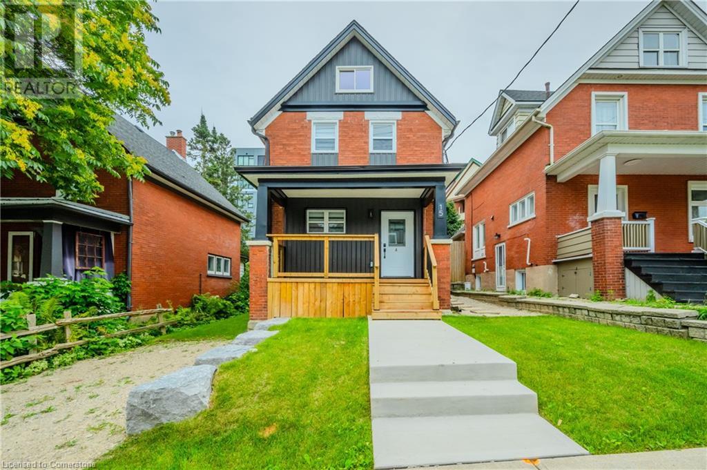 Property at 15 SHANLEY Street image 1