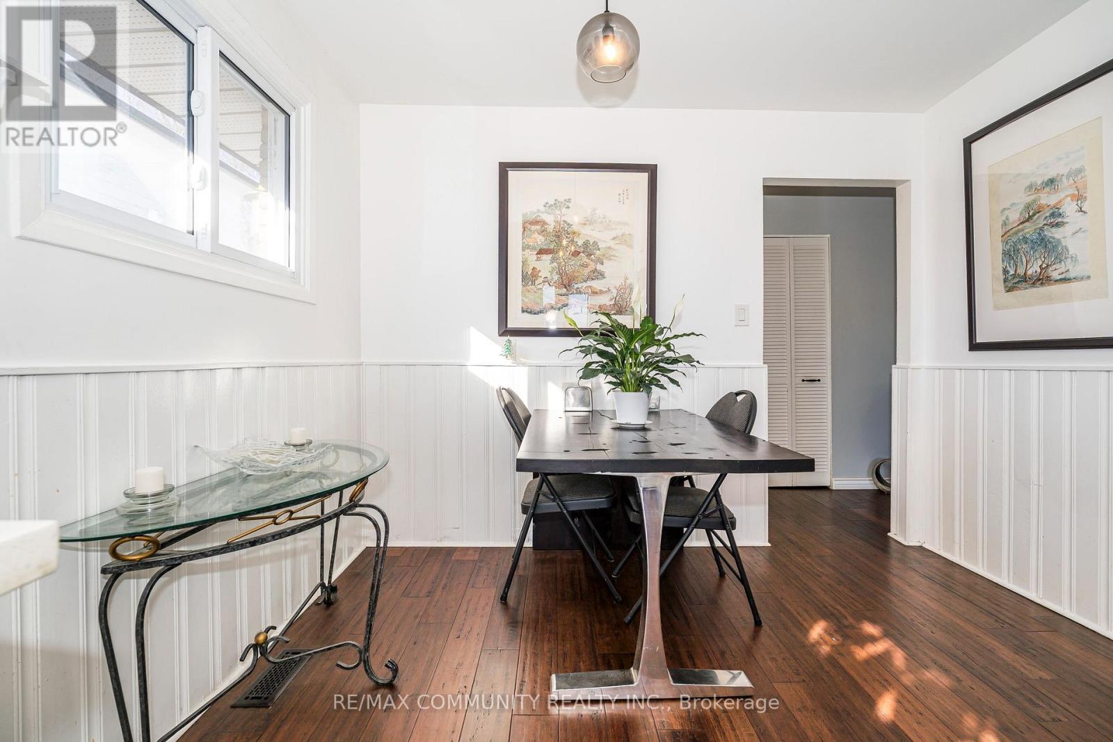 Property at 506 LANARK DRIVE image 4