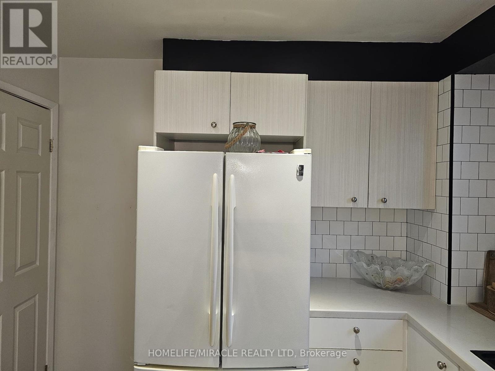 Property at 25 ARRAN DRIVE image 5