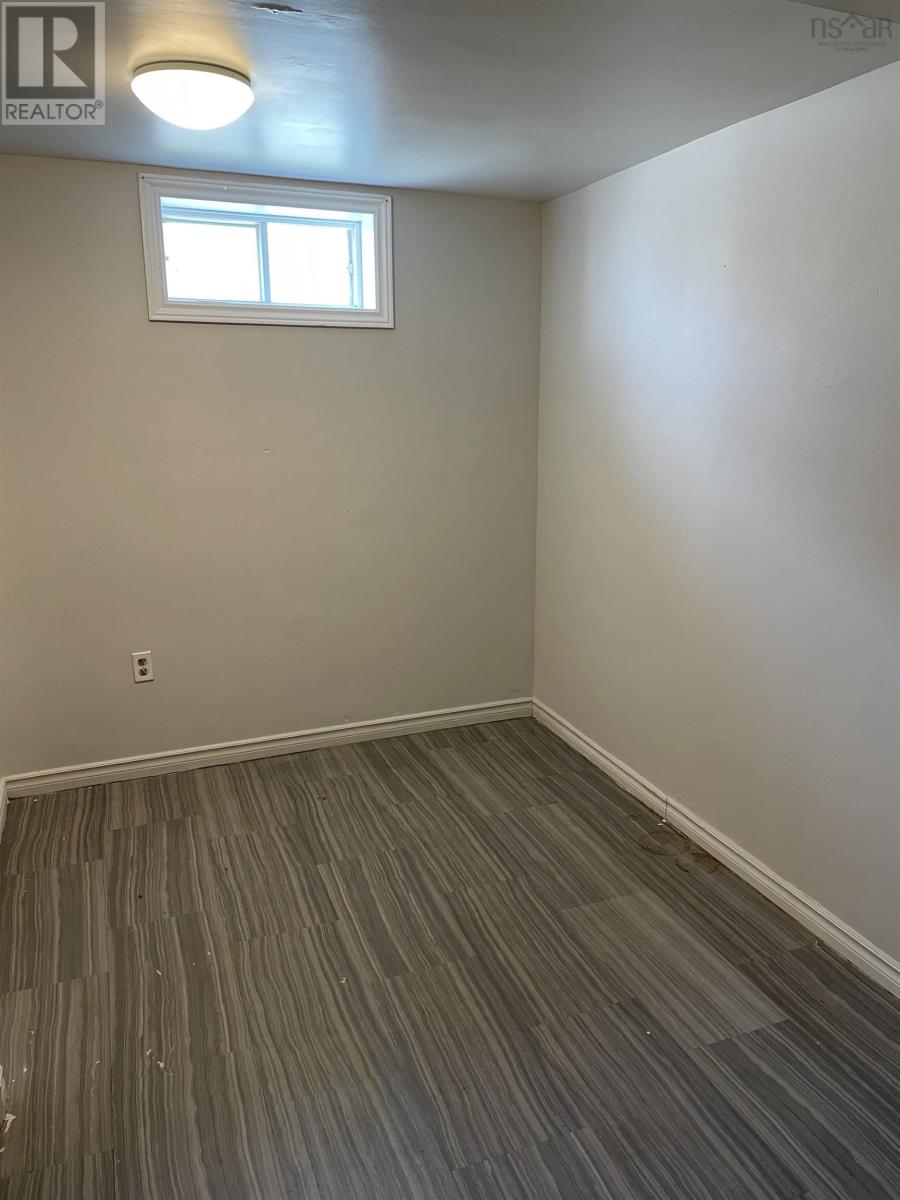 3132 Atlantic Avenue, New Waterford, Nova Scotia  B1H 2S1 - Photo 12 - 202504386