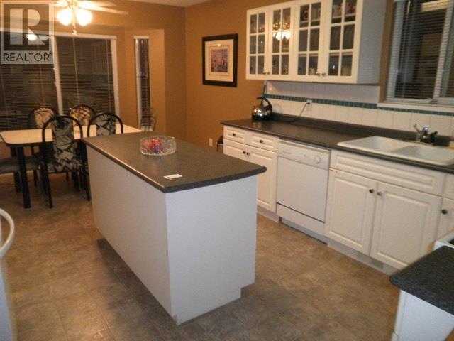 11818 239 Street, Maple Ridge, British Columbia  V4R 2E6 - Photo 2 - R2974864