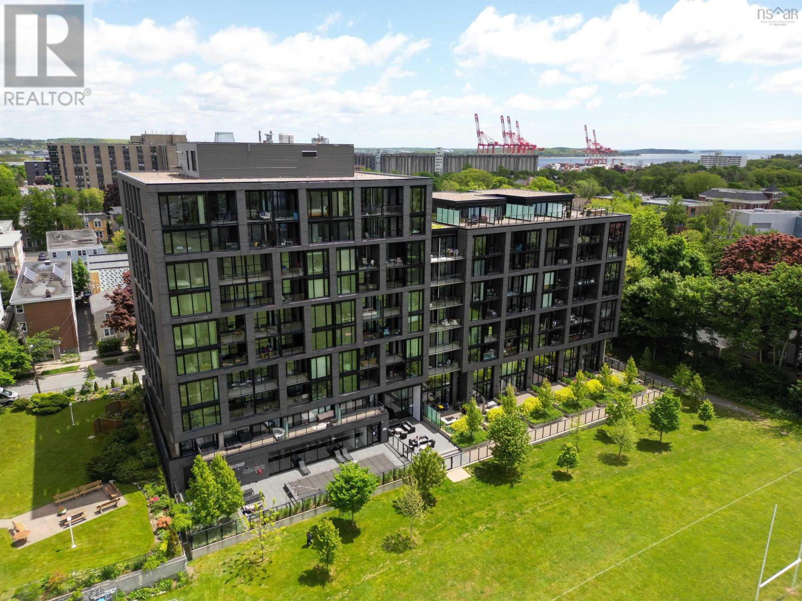 606 1048 Wellington Street, Halifax, Nova Scotia  B3H 0C2 - Photo 1 - 202504389
