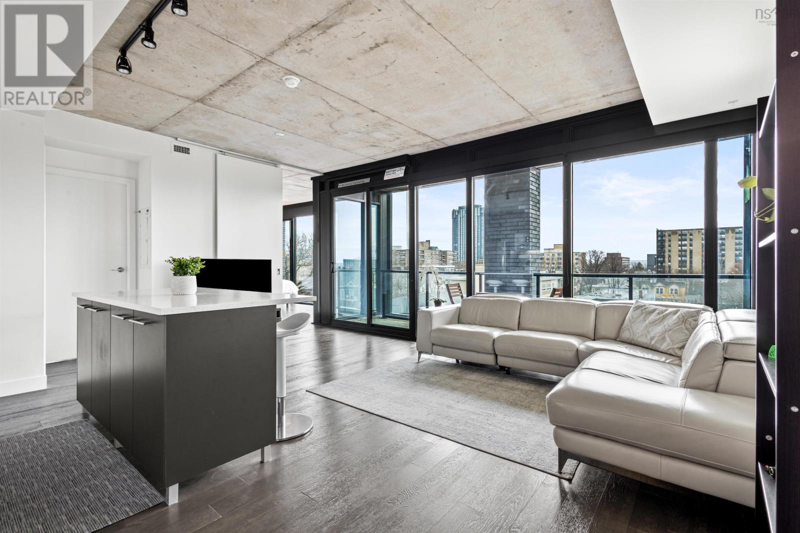 606 1048 Wellington Street, Halifax, Nova Scotia  B3H 0C2 - Photo 2 - 202504389