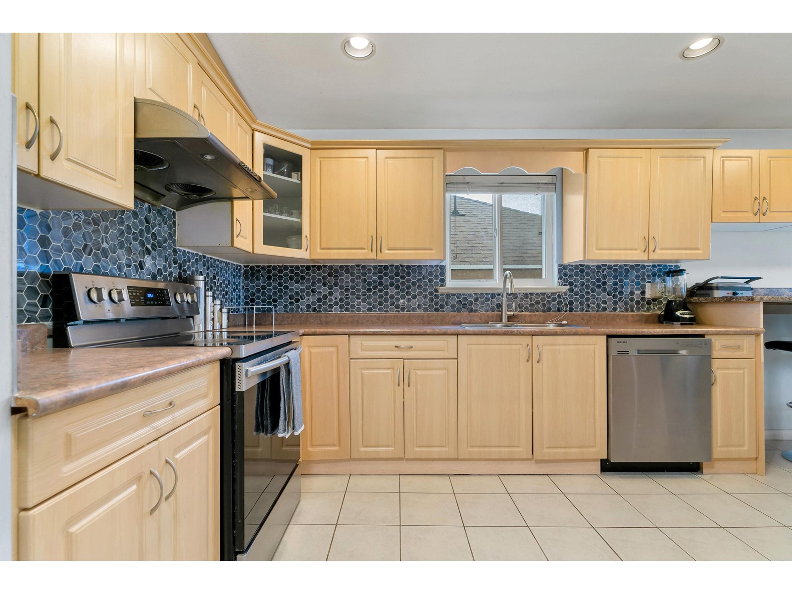 7366 144a Street, Surrey, British Columbia  V3S 0M9 - Photo 8 - R2973984