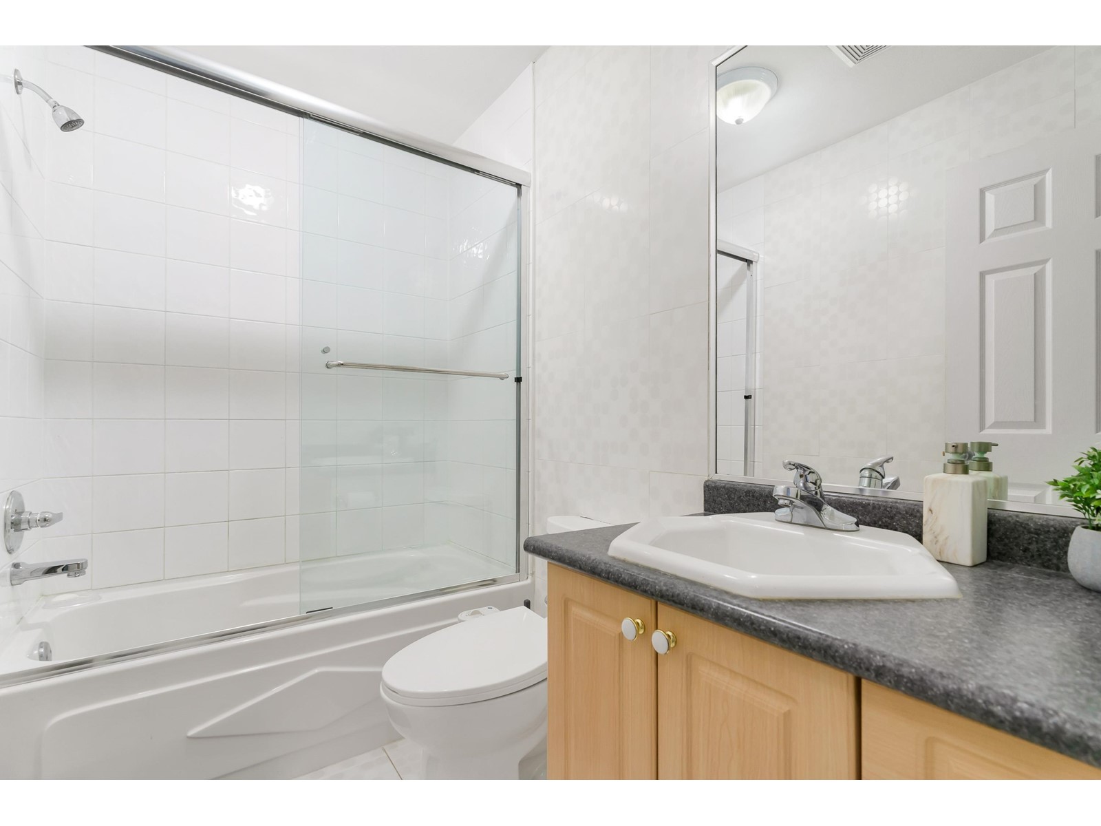 7366 144a Street, Surrey, British Columbia  V3S 0M9 - Photo 18 - R2973984