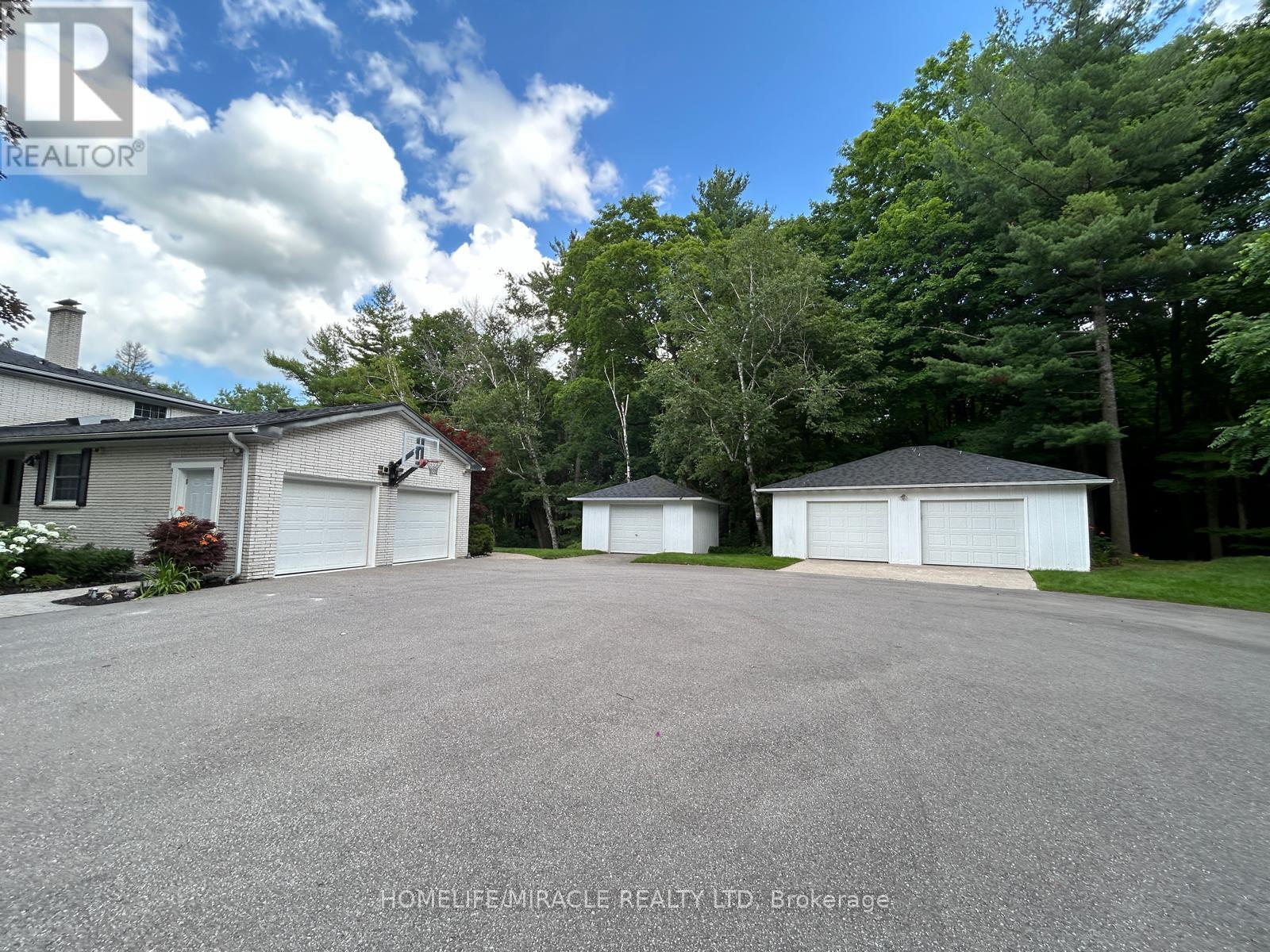 62 Gibson Lake Drive, Caledon, Ontario  L7E 4B2 - Photo 6 - W12006612