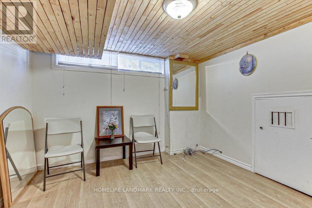Photo 27 of 36 for 7 Meridene Crescent E