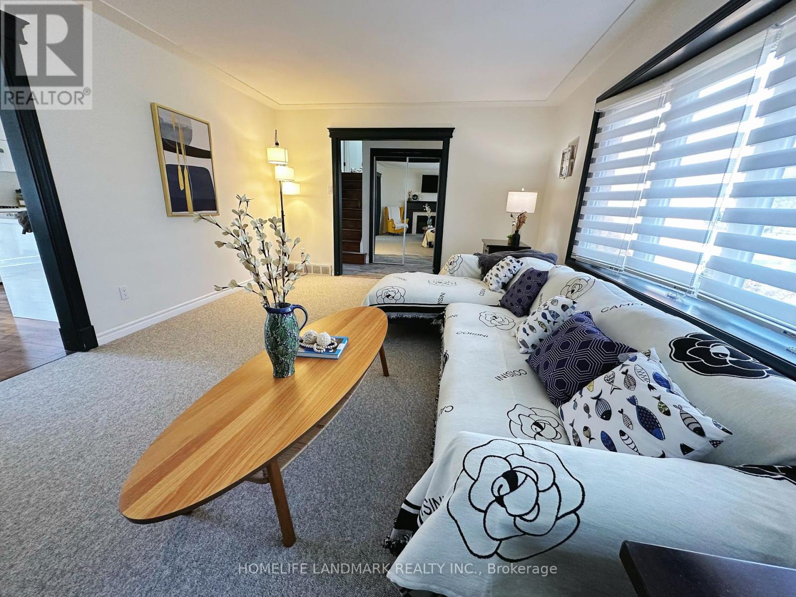 Photo 5 of 36 for 7 Meridene Crescent E