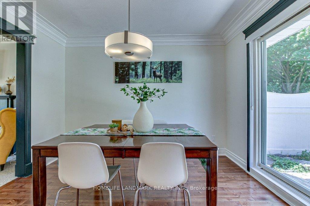 Photo 8 of 36 for 7 Meridene Crescent E