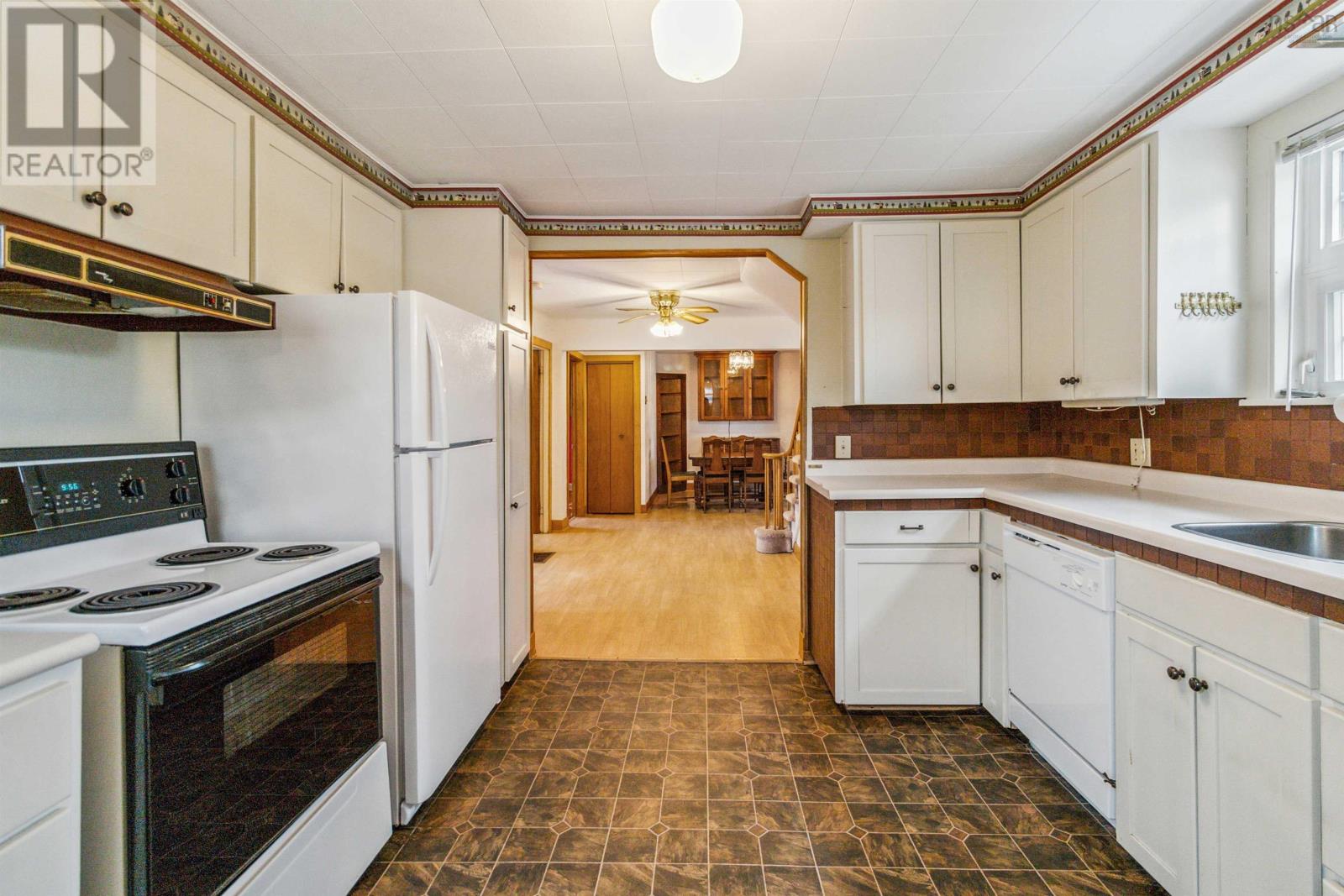 169 School Street, New Germany, Nova Scotia  B0R 1E0 - Photo 10 - 202504388