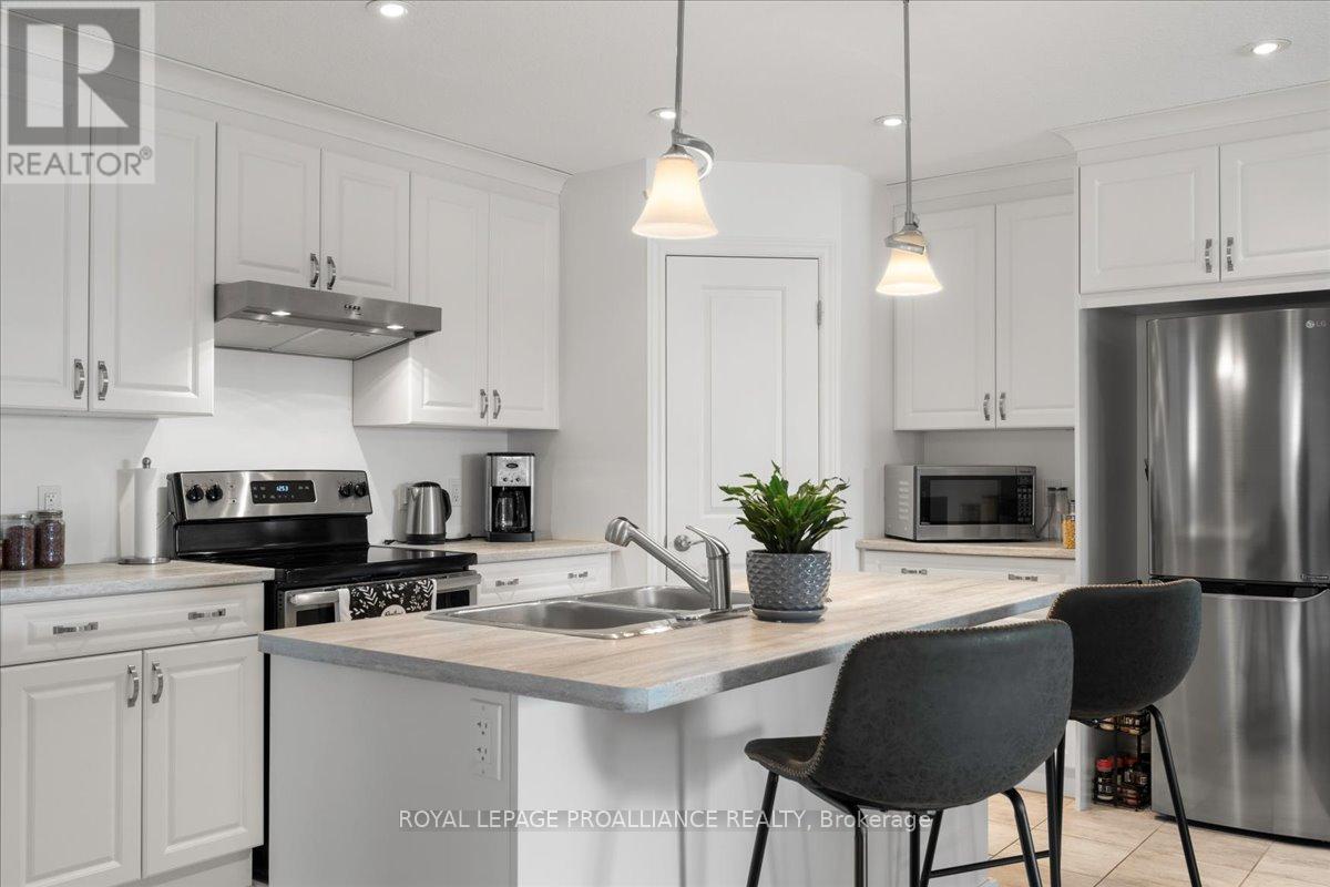 79 Conger Drive, Prince Edward County, Ontario  K0K 3L0 - Photo 7 - X12006635