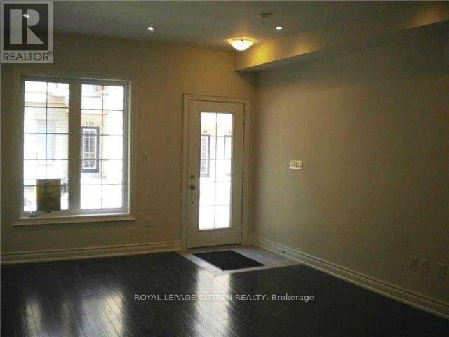 18 - 20 Hargrave Lane, Toronto, Ontario  M4N 0A4 - Photo 7 - C12006651
