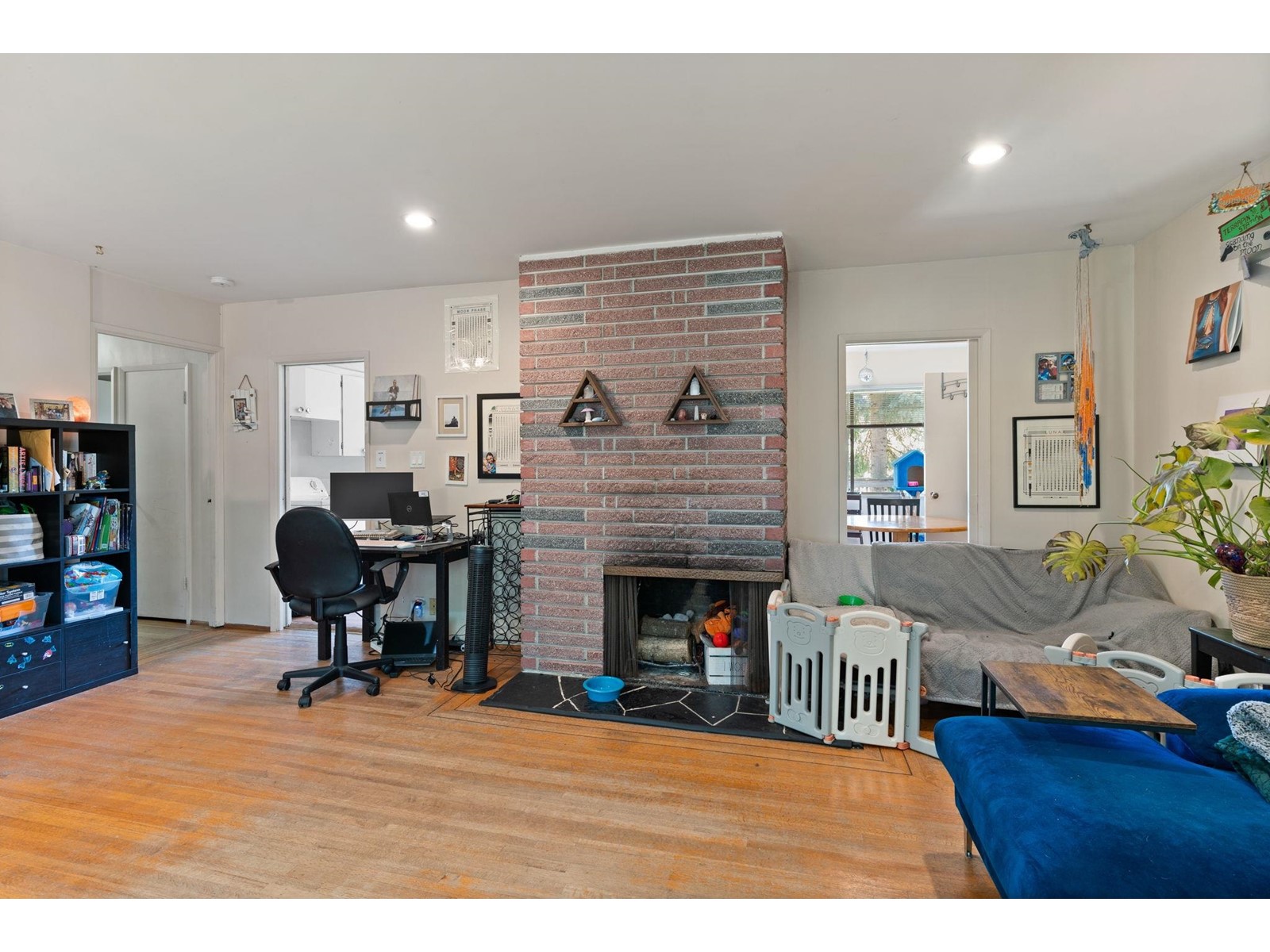 Property at 11462 94A AVENUE image 5