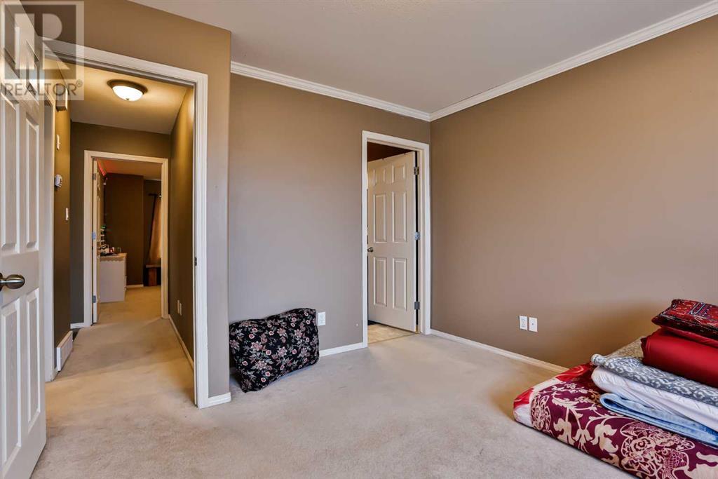 17 Aberdeen Road W, Lethbridge, Alberta  T1J 4Z1 - Photo 8 - A2199686