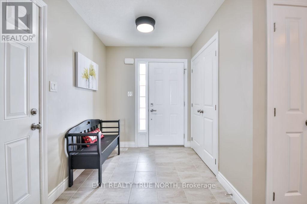 Property at 36 HUNTER AVENUE image 3