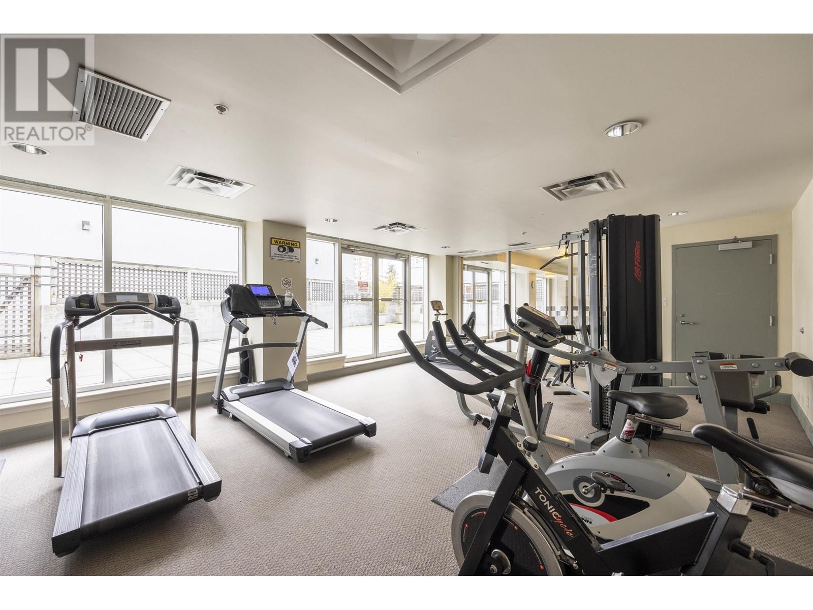 Listing Picture 22 of 25 : 2905 6088 WILLINGDON AVENUE, Burnaby / 本拿比 - 魯藝地產 Yvonne Lu Group - MLS Medallion Club Member