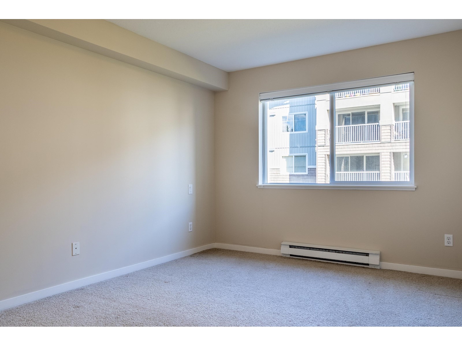 204 2038 Sandalwood Crescent, Abbotsford, British Columbia  V2S 3H6 - Photo 15 - R2974049