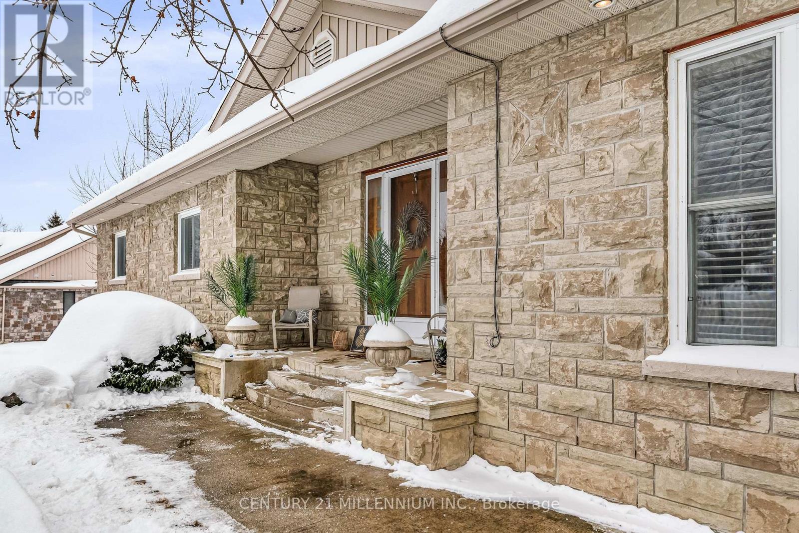 Property at 5127 FIFTH LINE image 2