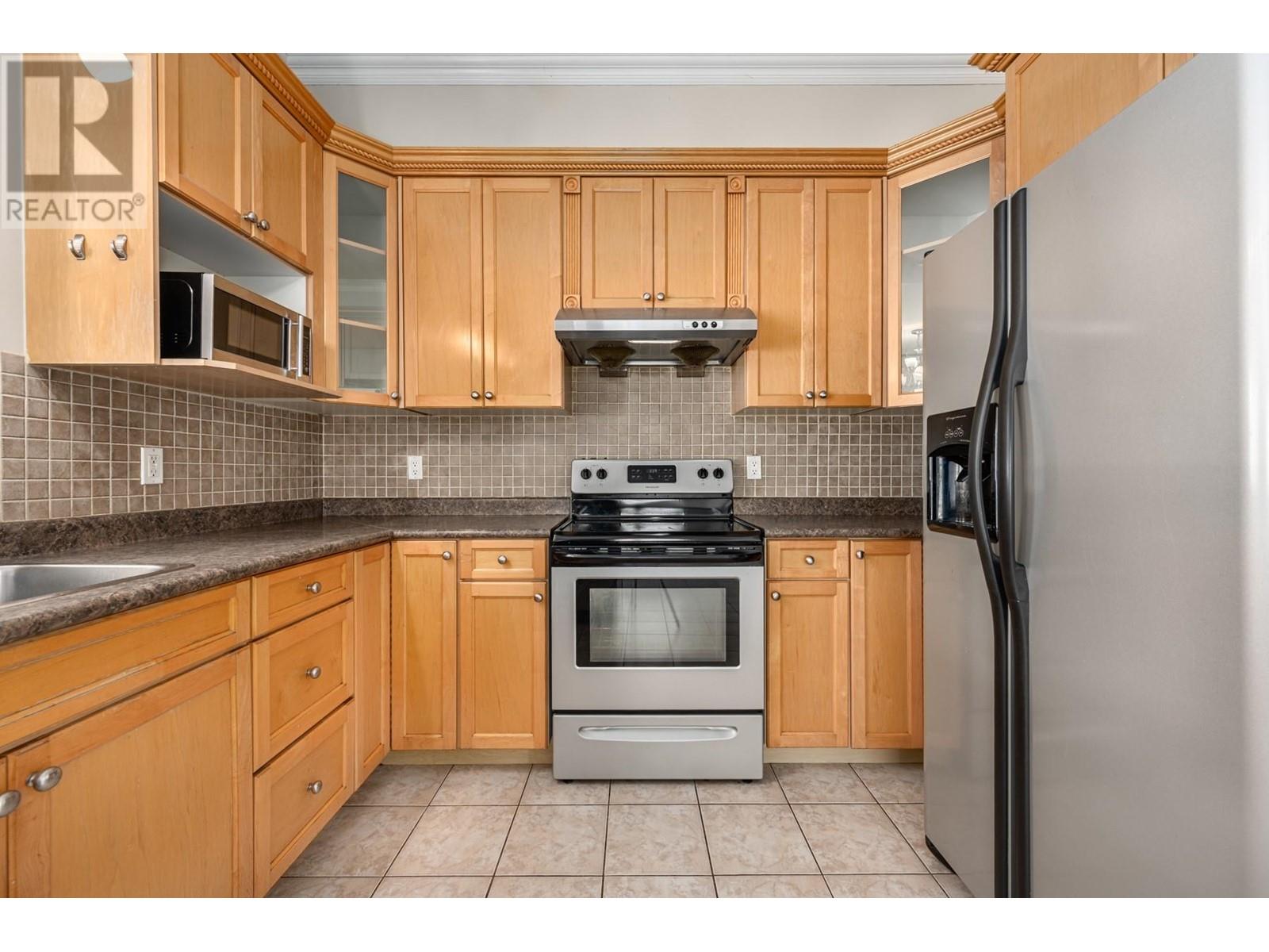 Property at 2669 QUILCHENA Avenue image 3