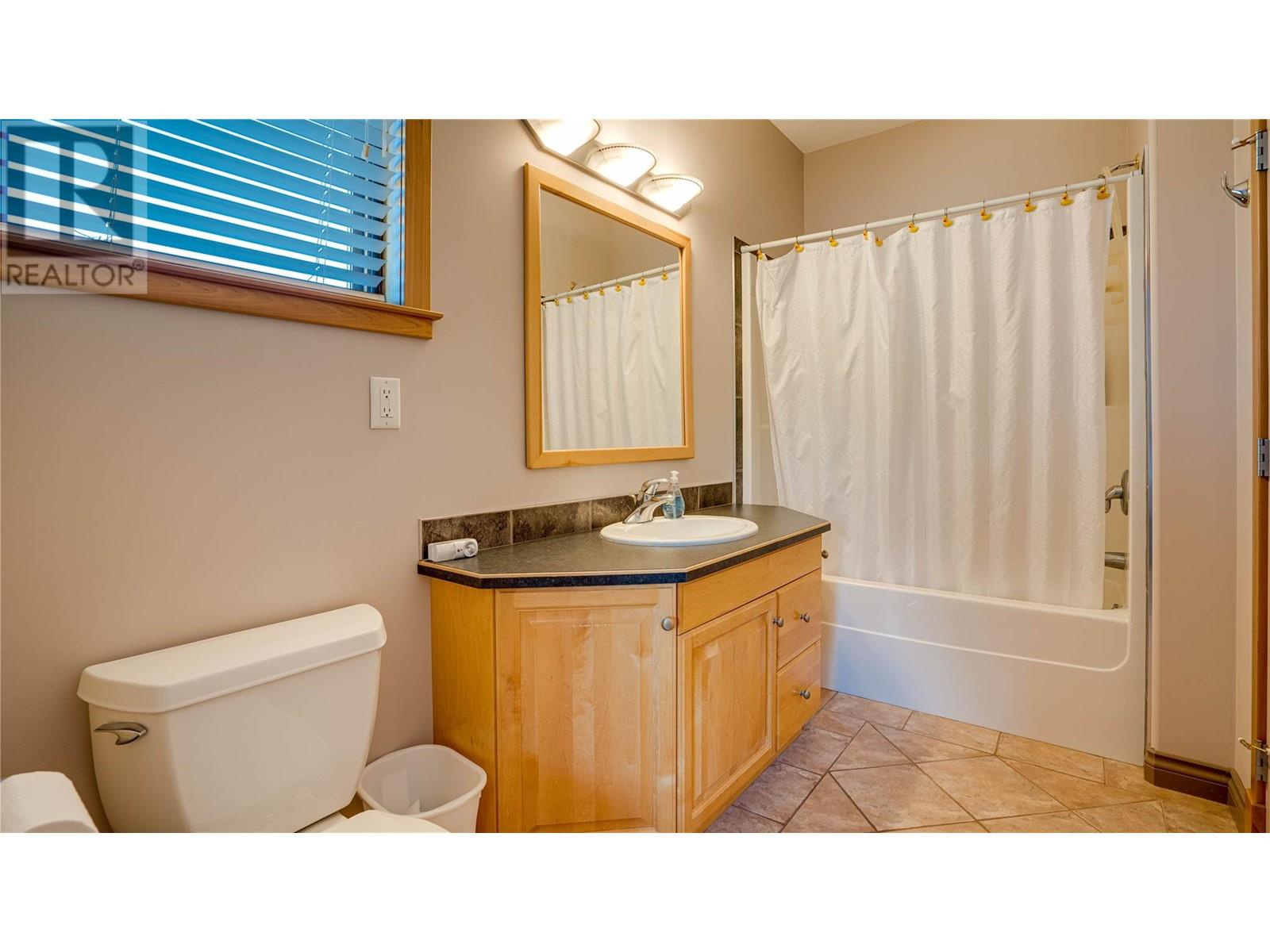 3473 Lakeview Place Unit# 203, Enderby, British Columbia  V0E 1V5 - Photo 29 - 10337999