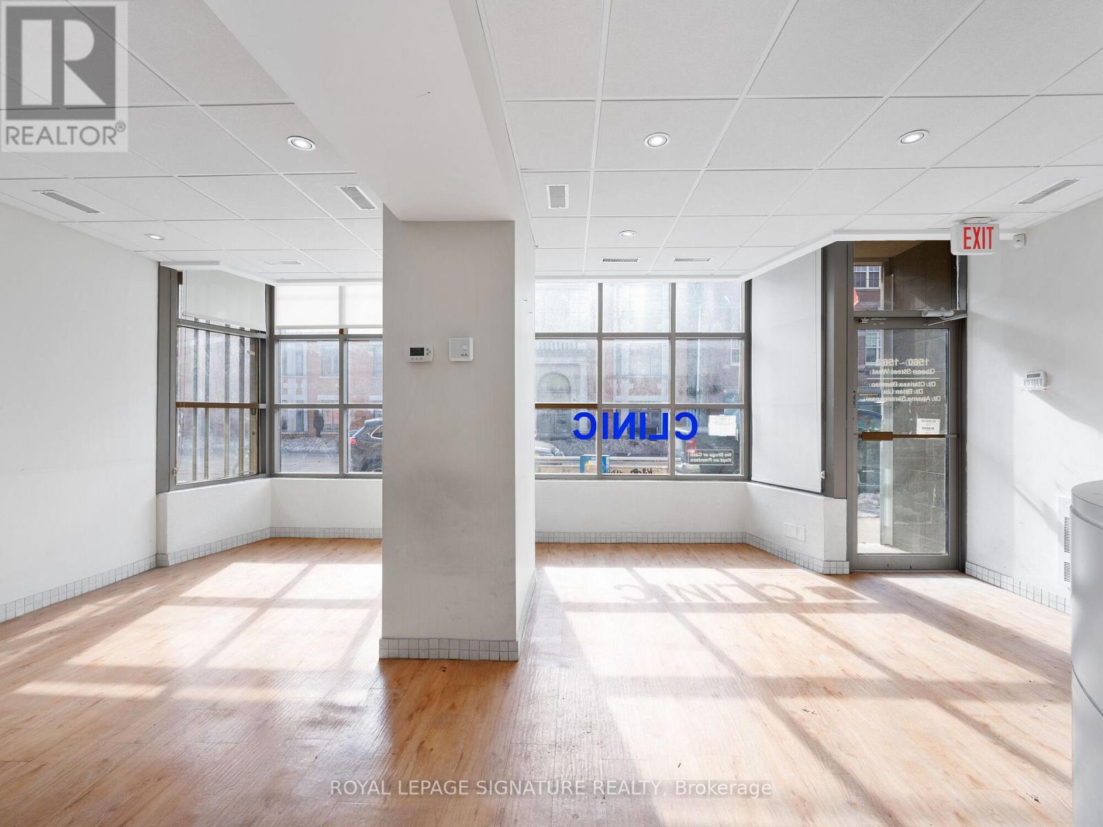 1560- 1562 Queen Street W, Toronto (Roncesvalles), Ontario  M6R 1A6 - Photo 10 - W12006857