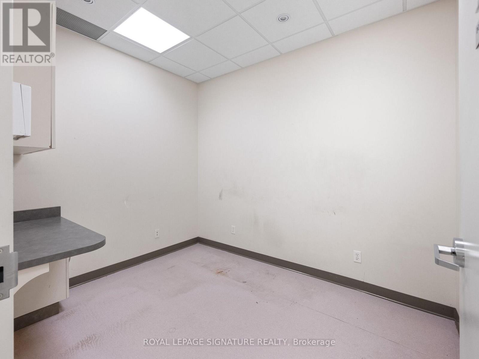 1560- 1562 Queen Street W, Toronto (Roncesvalles), Ontario  M6R 1A6 - Photo 21 - W12006857