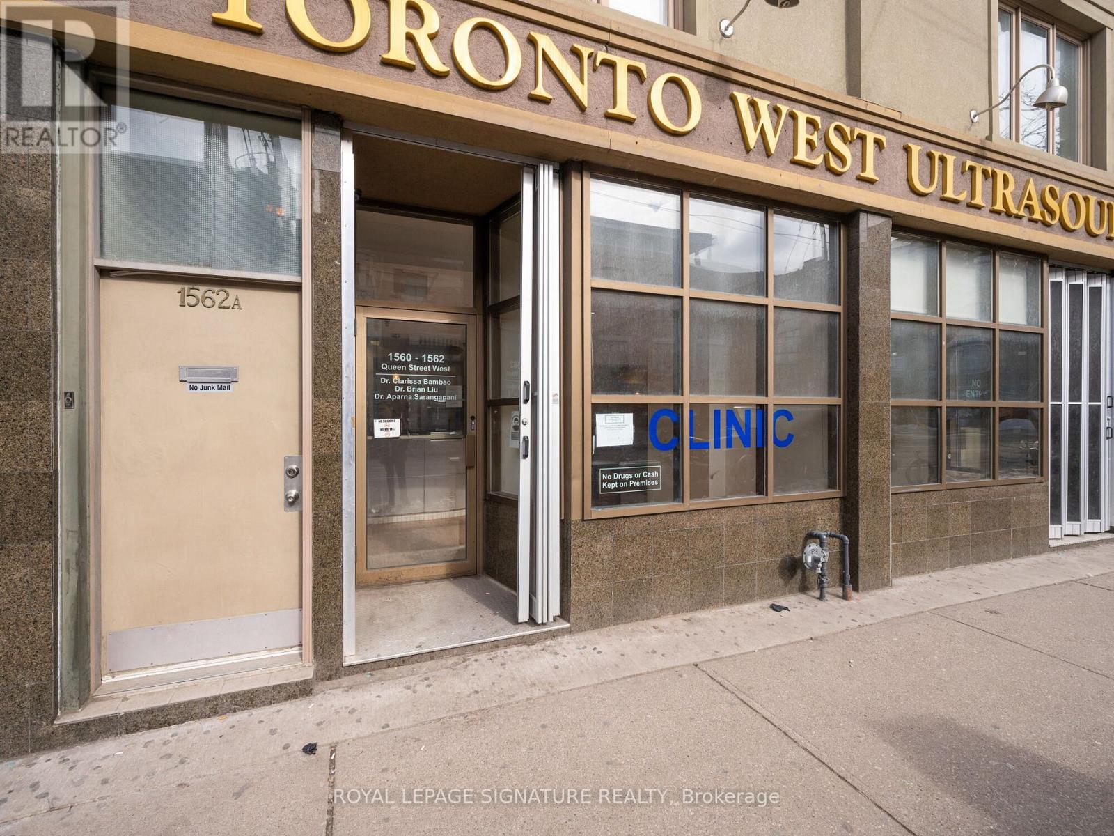 1560- 1562 Queen Street W, Toronto (Roncesvalles), Ontario  M6R 1A6 - Photo 4 - W12006857