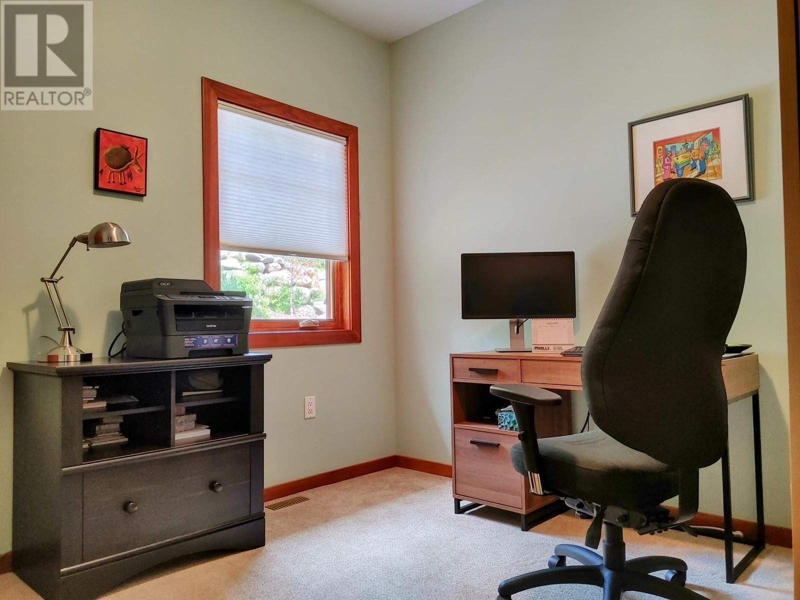 922 Redstone Drive, Rossland, British Columbia  V0G 1Y0 - Photo 19 - 10338007