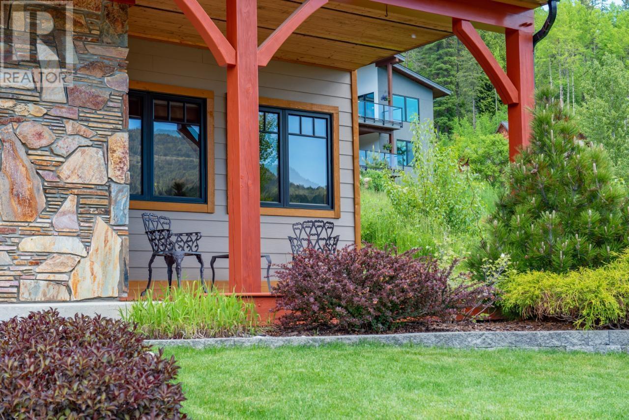 922 Redstone Drive, Rossland, British Columbia  V0G 1Y0 - Photo 38 - 10338007