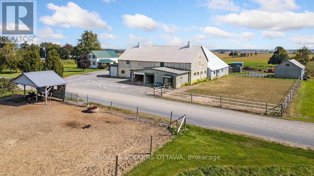 12420 Ormond Road, North Dundas, Ontario  K0C 2K0 - Photo 35 - X12006970