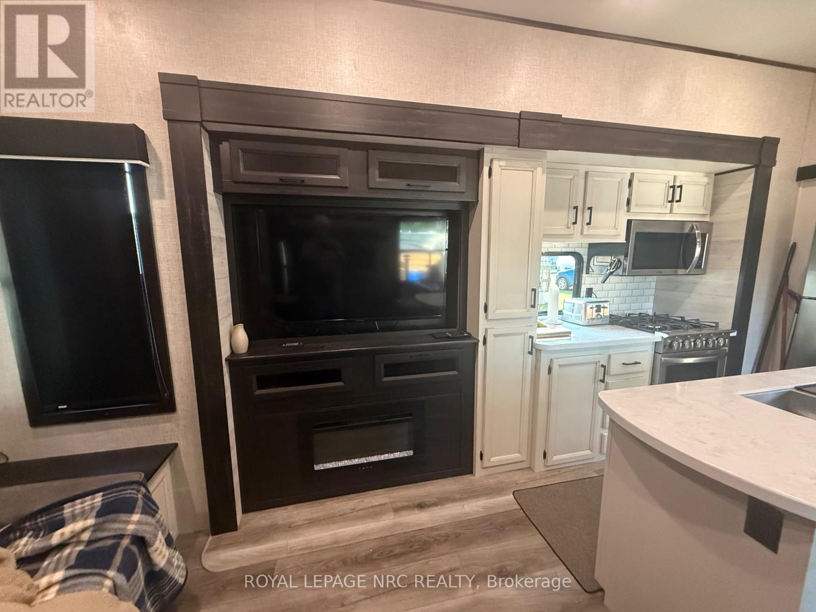 13 Dogwood Street, Peterborough, Ontario  K9J 6Y3 - Photo 5 - X12006989